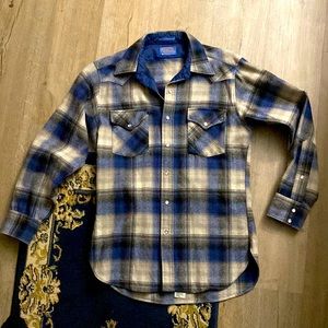 VINTAGE Pendleton pearl snap western style flannel